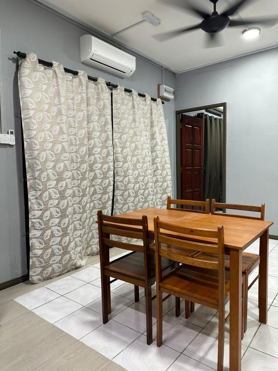 Mz Homestay Tuaran Esterno foto